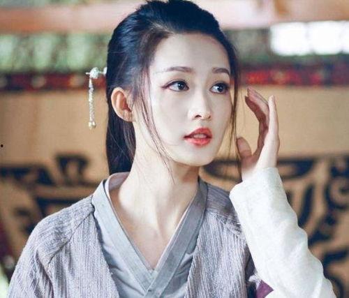 吃瓜娱乐李沁是谁