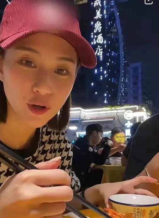 娱乐圈吃瓜小料,揭秘明星背后的秘密与八卦